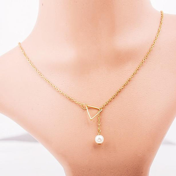 Women Fashion Popular Hollow Triangle Pearl Pendant Necklace  GD