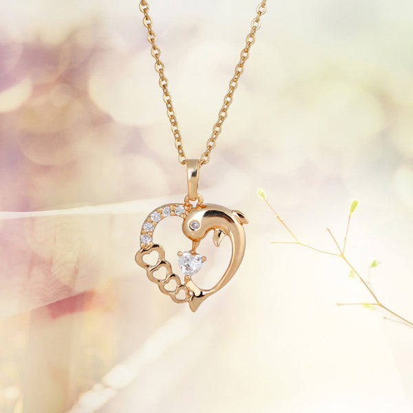 Women Necklace Micro-inclosed Dolphin and Heart Shape Zincons Pierced Delicate Hollow out Necklace