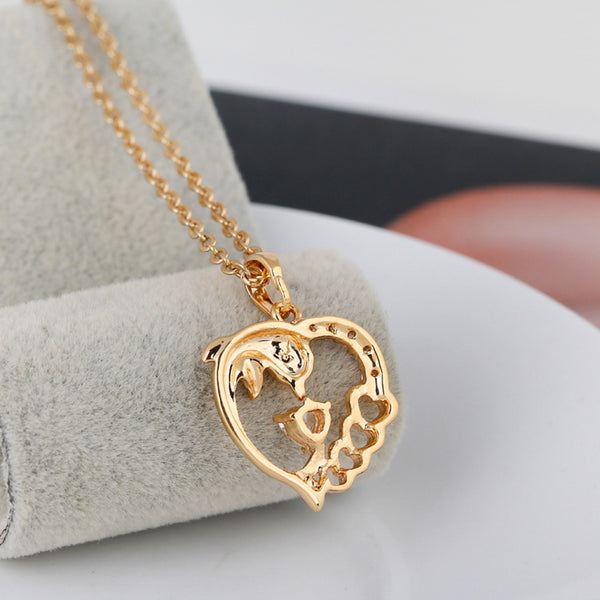 Women Necklace Micro-inclosed Dolphin and Heart Shape Zincons Pierced Delicate Hollow out Necklace