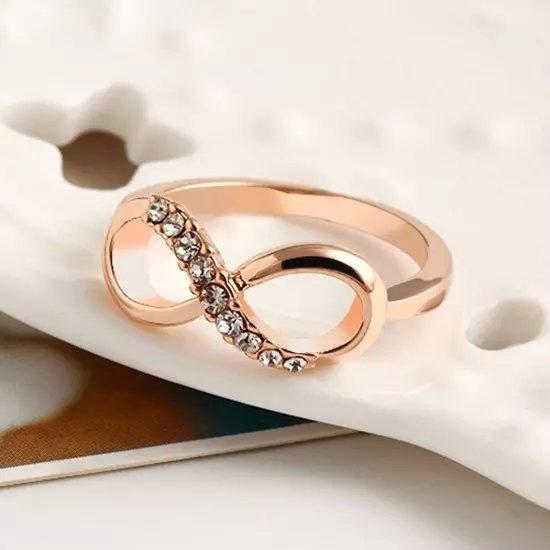 iMucci New Design hot sale Fashion Alloy Crystal Rings Gold Color Infinity Ring Statement jewelry Wholesale for women Jewelry